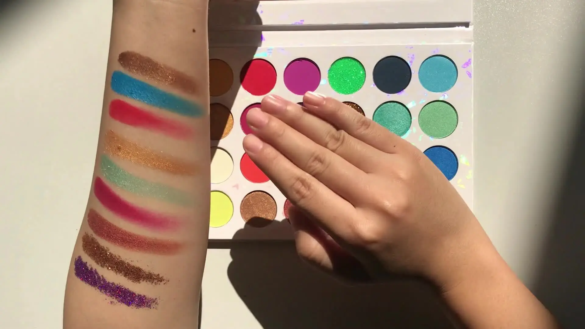 Pigment 24 Colors Glitter Custom Palette Private Label Eye Shadow Glitter 1