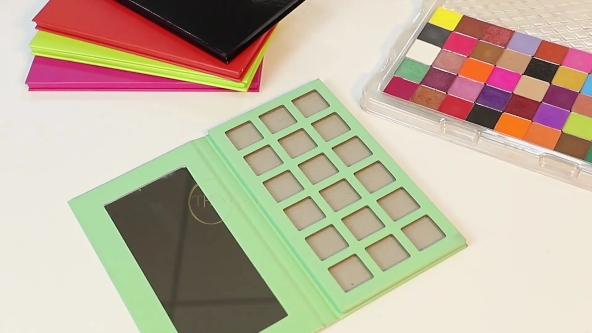 Private Label Paleta De Sombras Make Your Own High Pigment Nude Eyeshadow Palette 1