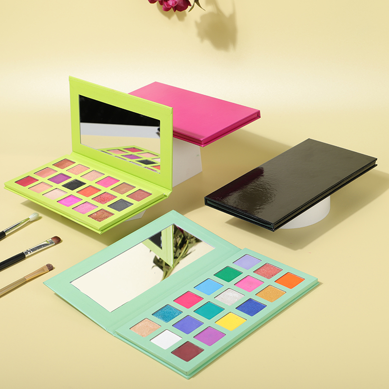 High Pigment Square Case 18 Colors Custom Makeup Eyeshadow Palette 14