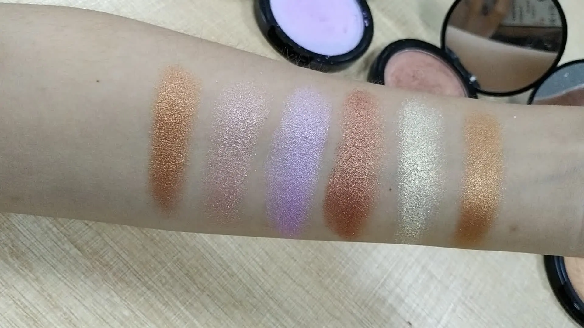 1 Single Color With Mirror Private Label Highlighter Powder Makeup 1