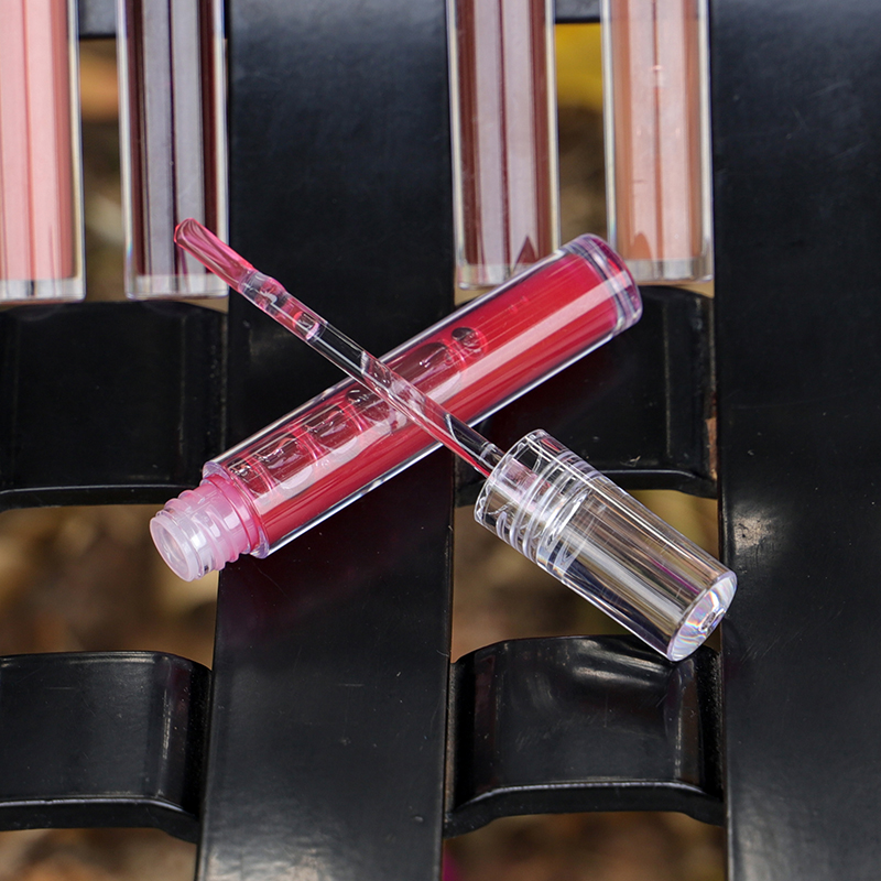 Professional production of waterproof transparent lip gloss 3