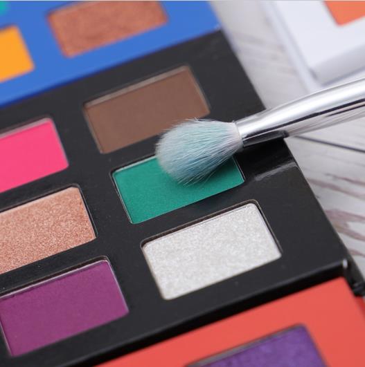 Wholesale DIY Eyeshadow Palette High Pigment No LOGO Can Be Customized2