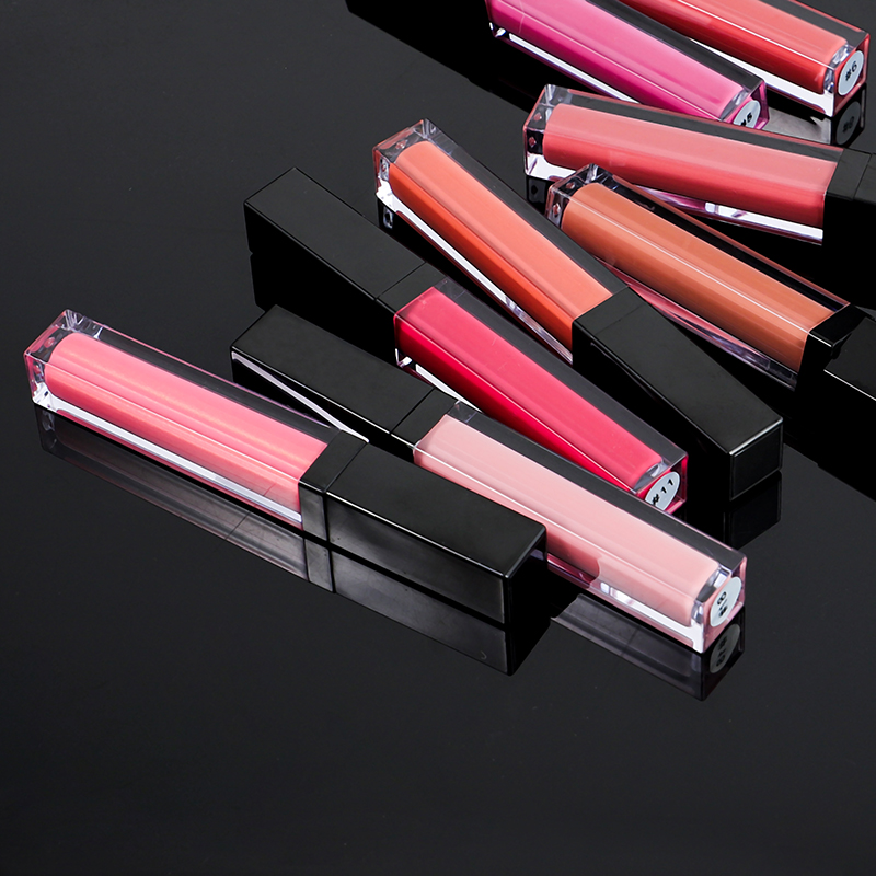 Customize your own nude lip gloss brand 2