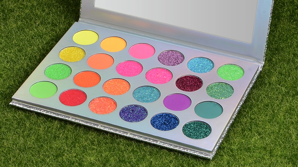 Custom Logo Private Label Eyeshadow Palette 1