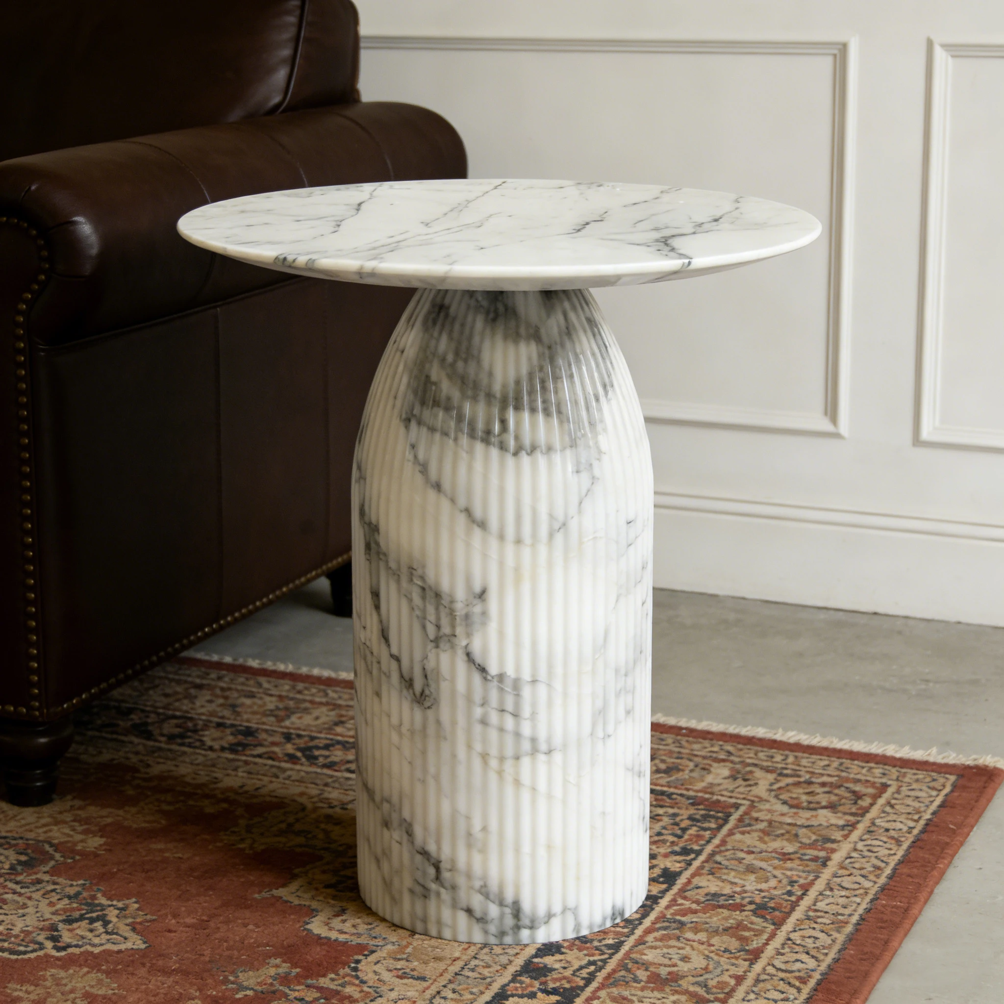 Arabescato Marble Side Table Gray Veined Circular Stone Accent Table for livingroom 1