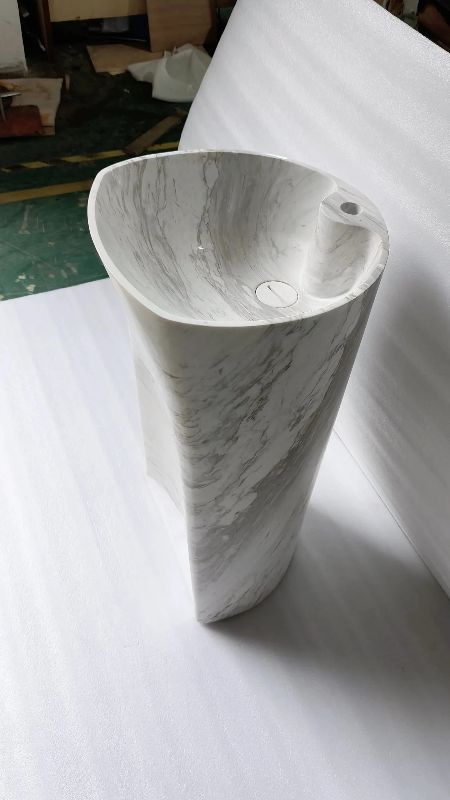 One-Piece Natural Marble Freestanding Pedestal Basin  Curved Artistic Bathroom Sink 1