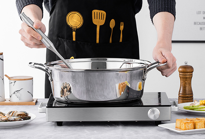 Stainless Steel Hot Pot with Lid 28CM / 5L Soup Cookware 9