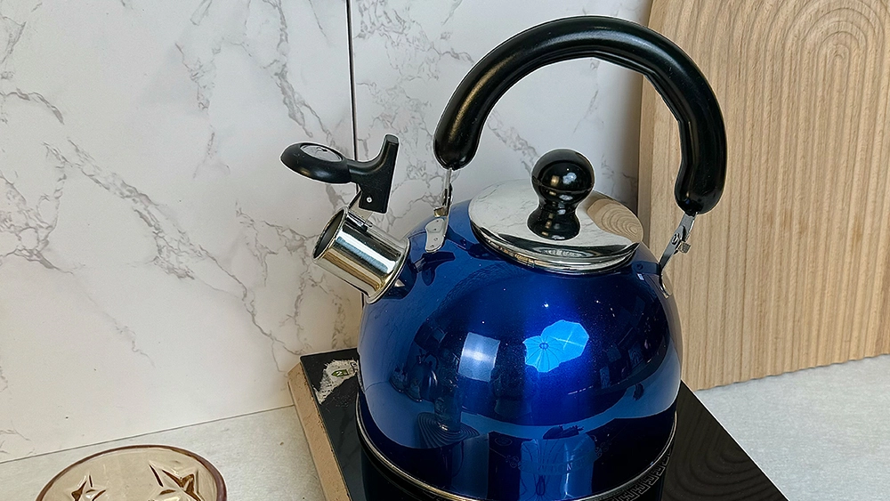 Stainless Steel Whistling Stovetop Tea Kettle, Water Boilers for Kitchen 1L,2L,3L,4L 1