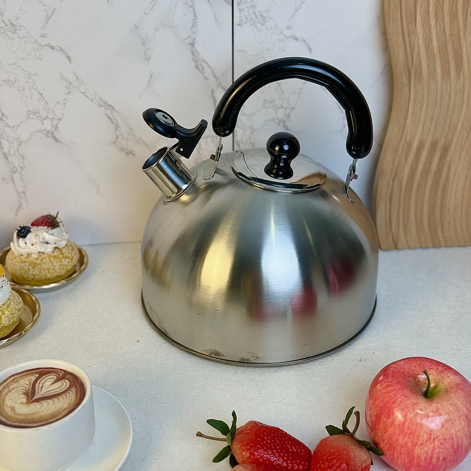 Stainless Steel Whistling Stovetop Tea Kettle, Water Boilers for Kitchen 1L,2L,3L,4L 17