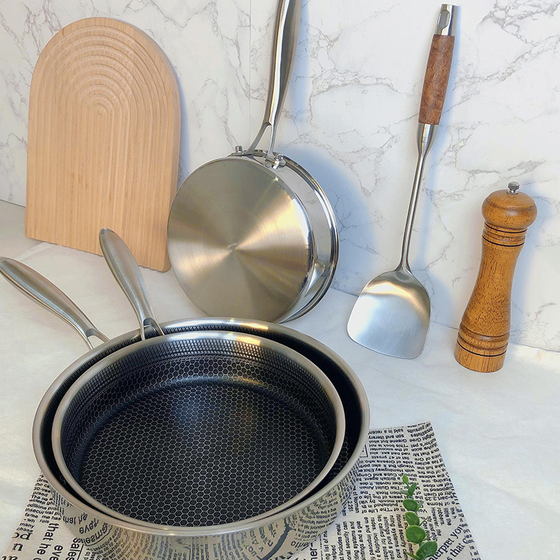 Tri-Ply Steel Honeycomb Texture Frying Pan Suitable For All Stove 11