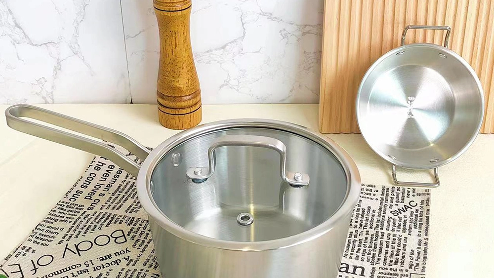 16/18/20cm Stainless Steel Tri-Ply Saucepan Set With Glass Lid 1