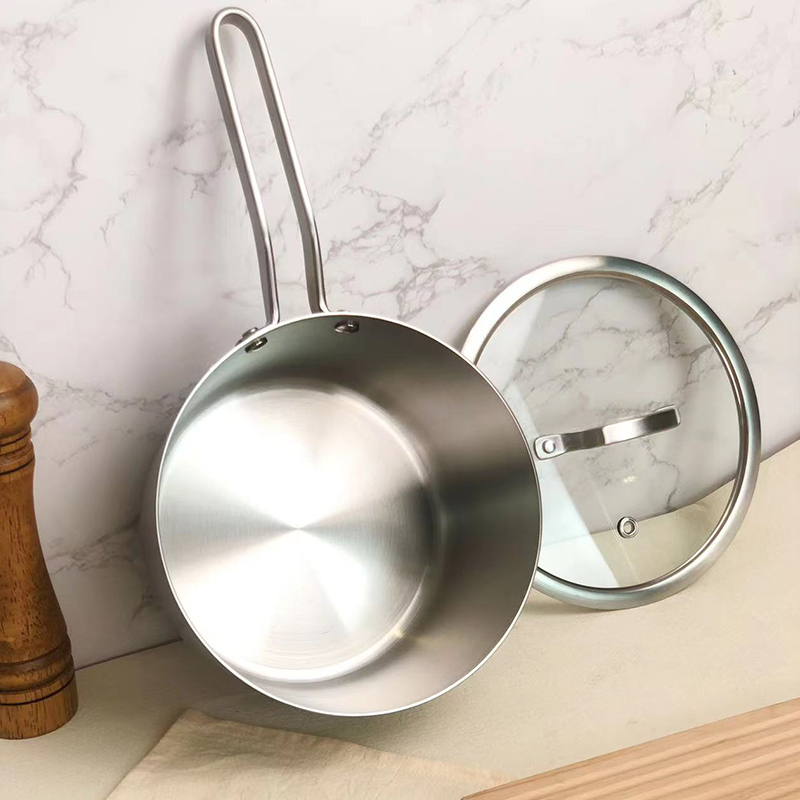 16/18/20cm Stainless Steel Tri-Ply Saucepan Set With Glass Lid 11