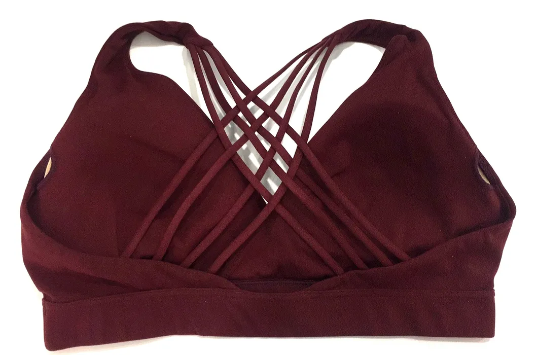 Soutien-gorge/sous-vêtement de sport/yoga confortable en maille pour femme, avec coussinets amovibles.