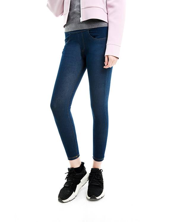 Funktionelle Jeansleggings als Oberbekleidung 1