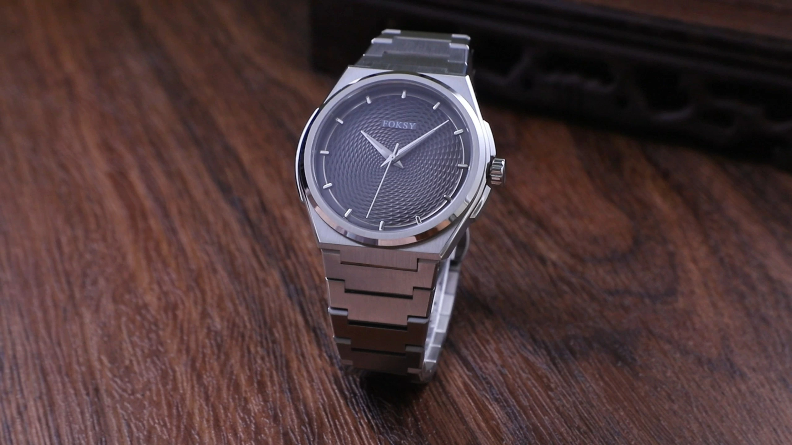 Custom Men Watch Quartz Watch Stainless Steel Silicone 5ATM Fashion Leisure Watch 632-7-1047 1