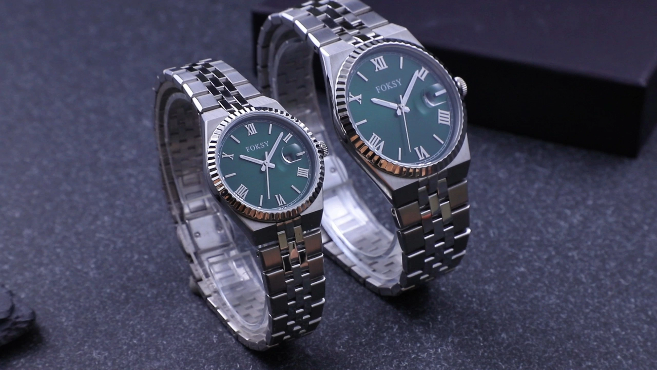 Custom Couple Watch Quartz Watch Stainless Steel Luxury 5ATM Luminous Date Roman Watch 689-7-1003 / 233-7-1003 1