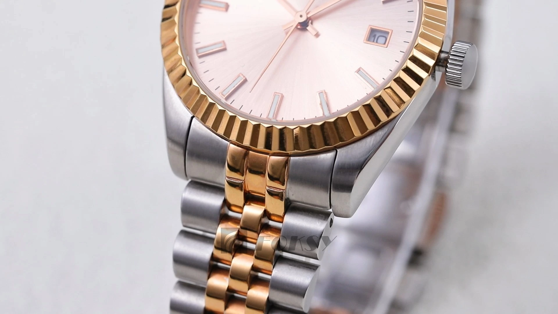 Montre FOKSY à lunette cannelée, personnalisée, à quartz, pour femme, en acier inoxydable, modèle 582-7-1048 1
