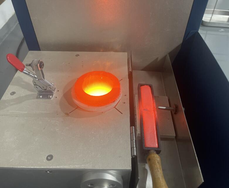 Best Hasung — плавильная индукционная печь с ручным литьем и наклоном для золота и серебра вместимостью от 1 до 10 кг 12