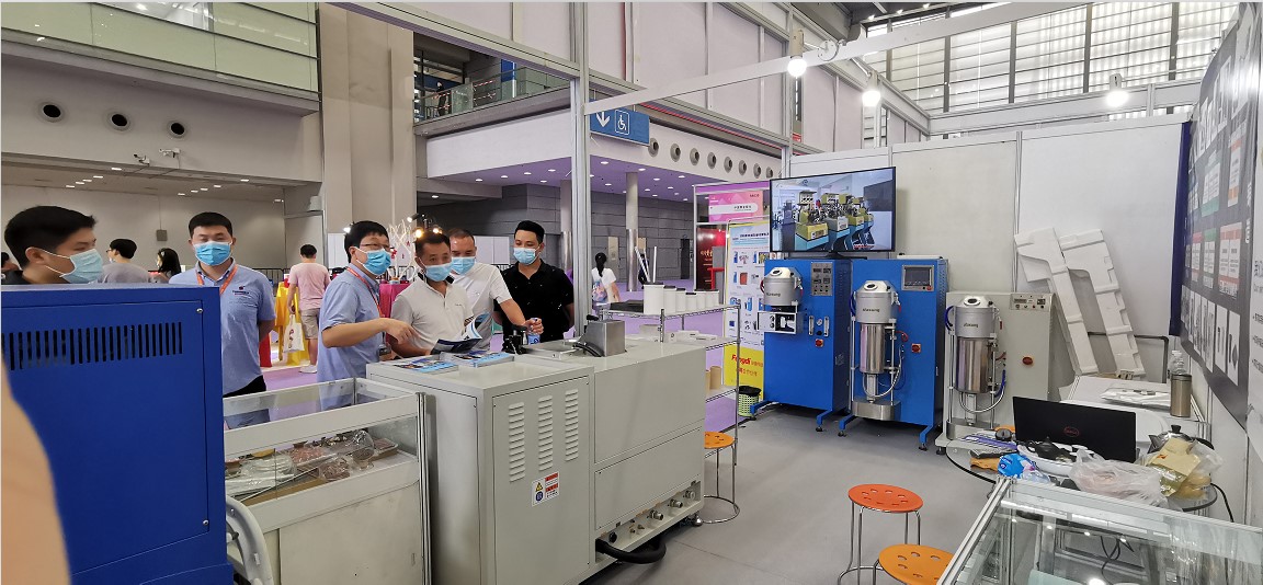 Hasung - Najwyższej jakości maszyny do odlewania metali Maszyna do odlewania próżniowego sztabek złota o wadze 15 kg Maszyna do odlewania próżniowego sztabek złota 21