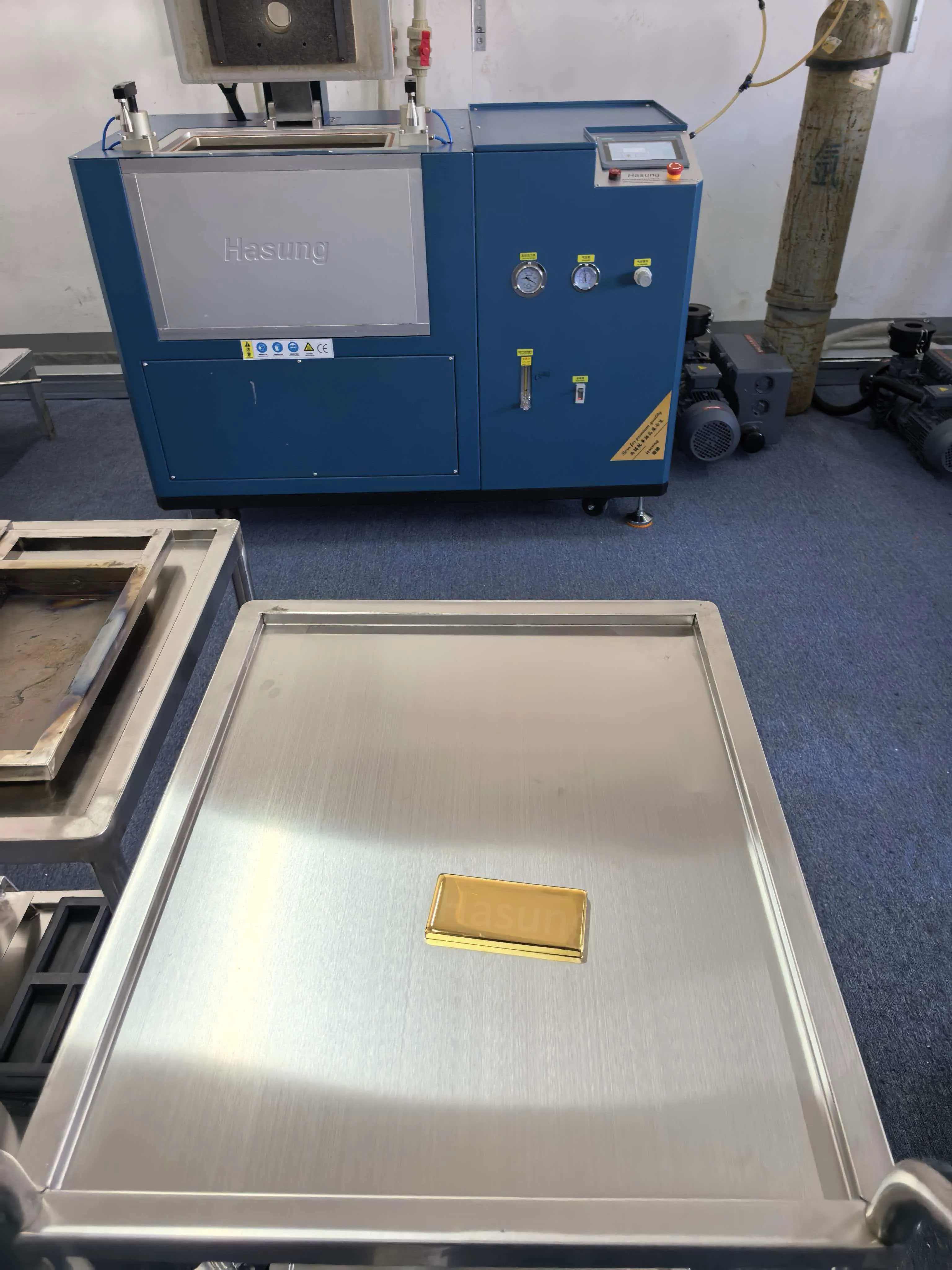 Gold Induction Melting Furnace with Good Price for Gold Bar Production 6