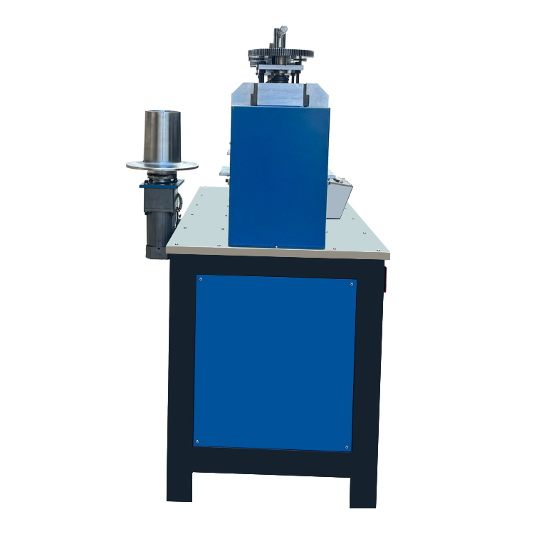 Macchina per laminazione di fili di rame