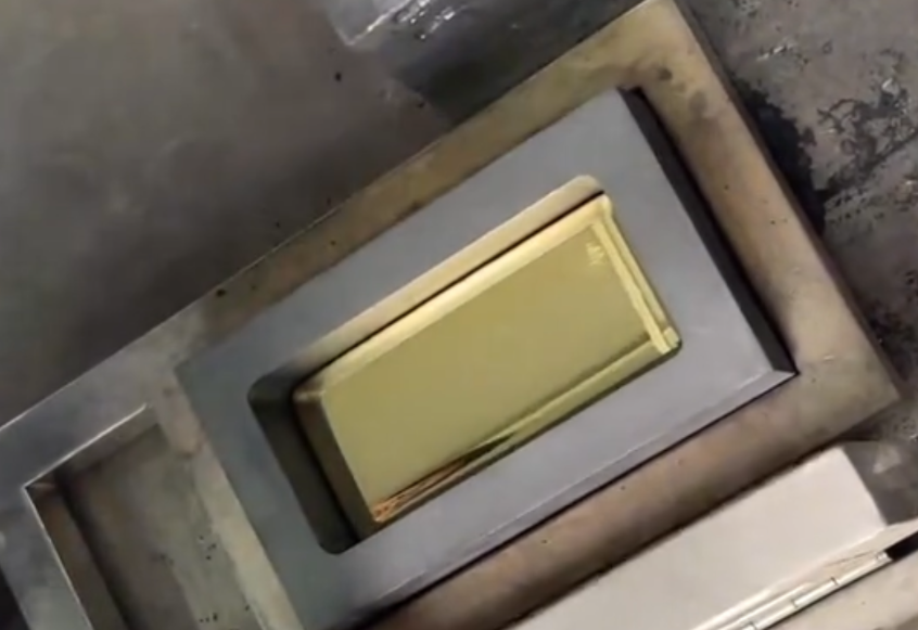 Döküm külçe ile basılan külçe altın arasındaki fark nedir ve tüketiciler hangisini tercih ediyor? 2