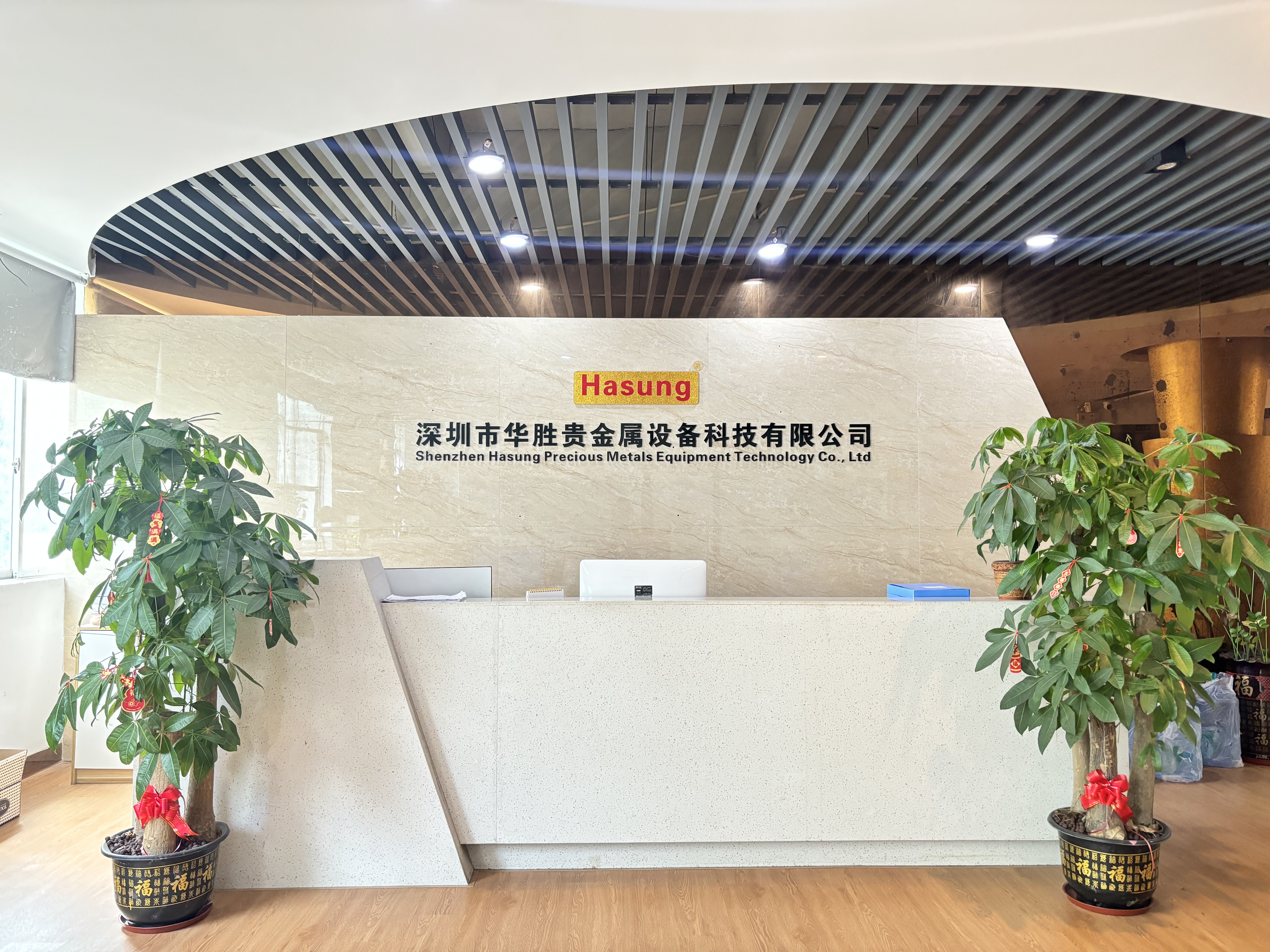 Промышленное применение машин непрерывного литья драгоценных металлов и вариантов вакуумного литья? 3