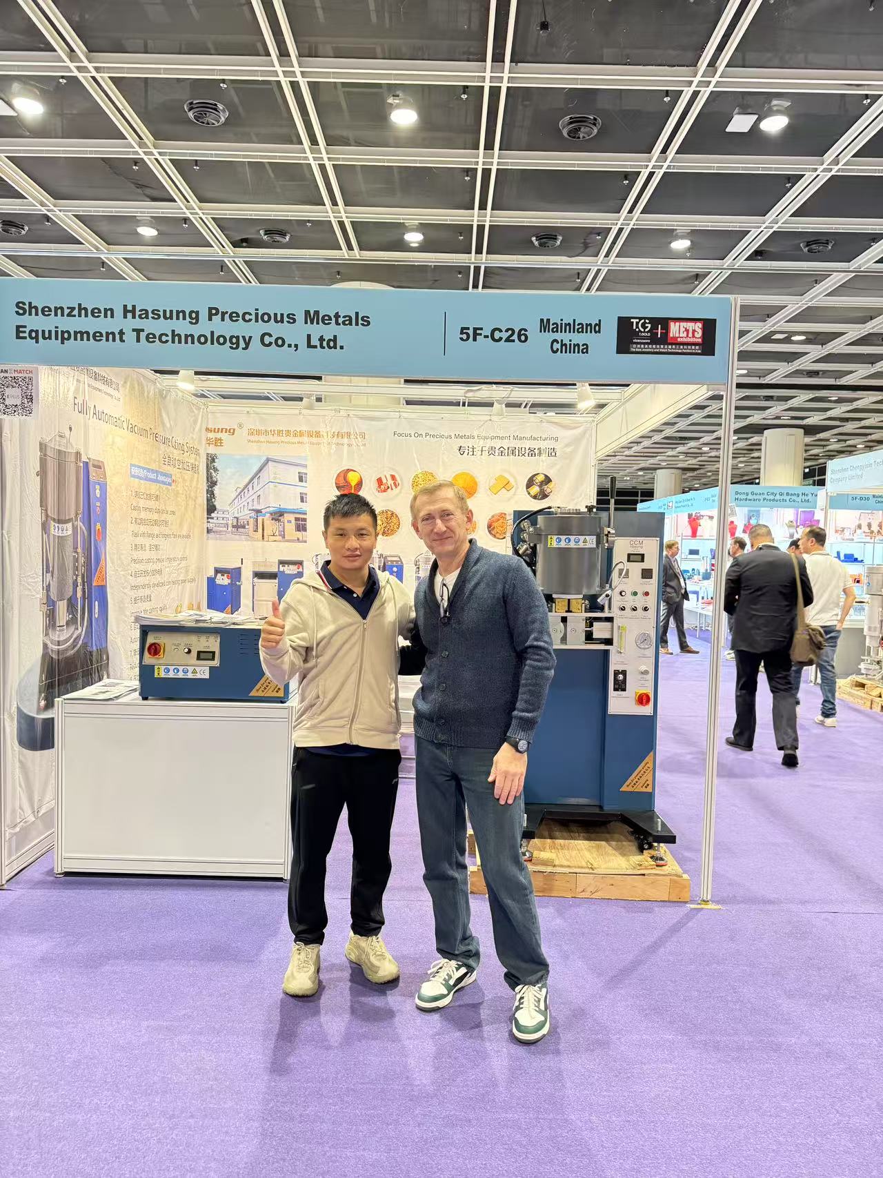 Las profundas reflexiones de Hasug tras su participación en la Feria de Joyería de Hong Kong 3