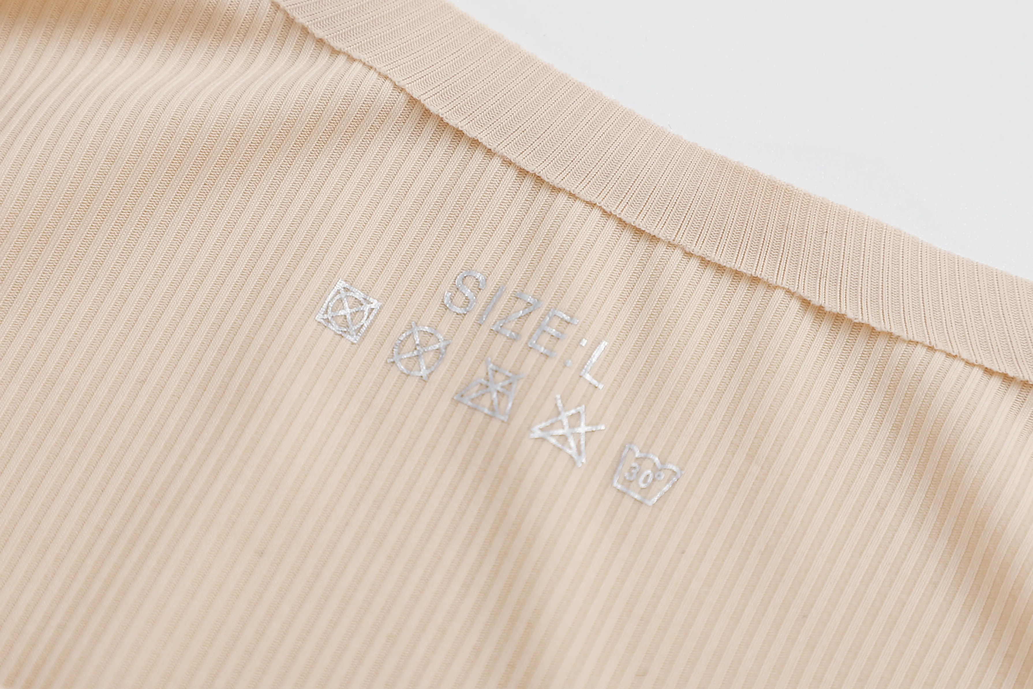 Seamless T Shirt Bra by S·KAIFEI 9