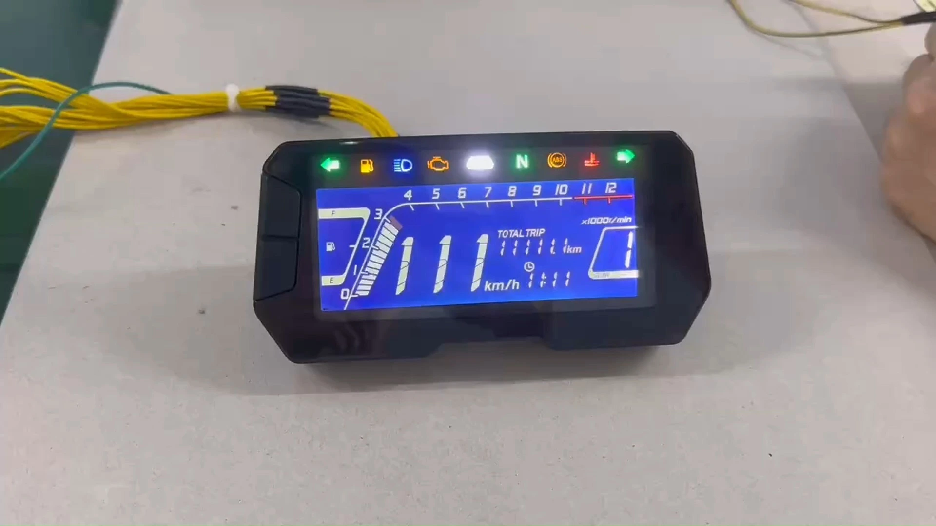 لوحة عدادات رقمية عالمية للدراجات النارية لهوندا CB125R 1