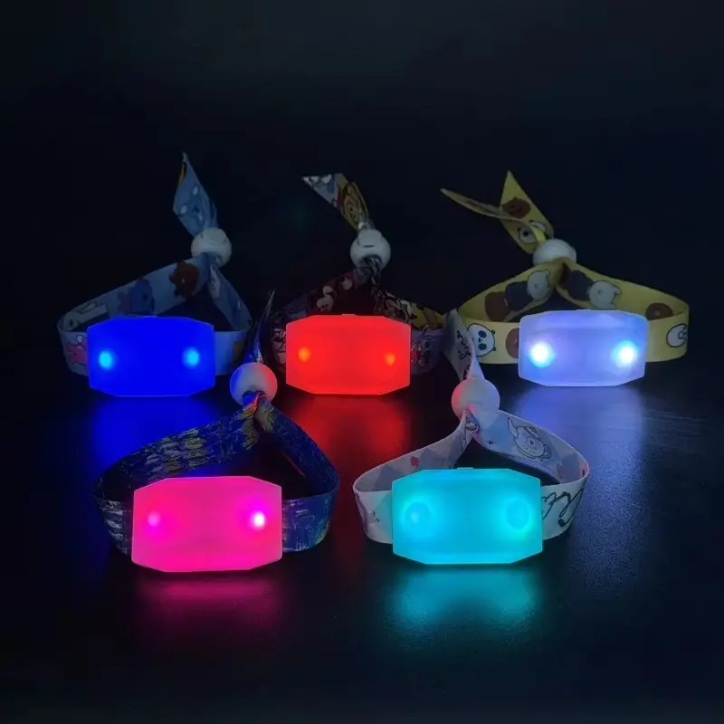 Light Up Wristbands at Concerts Products Wholesale - Zhongda LED 2