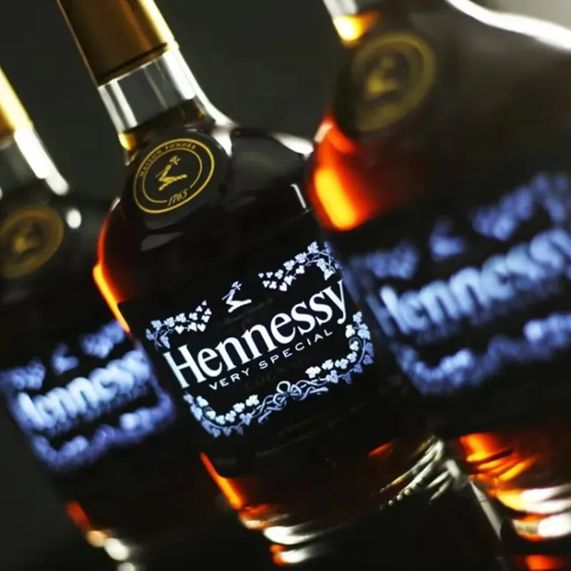 Light-up VIP bottle service marketing tool for nightclubs and lounges