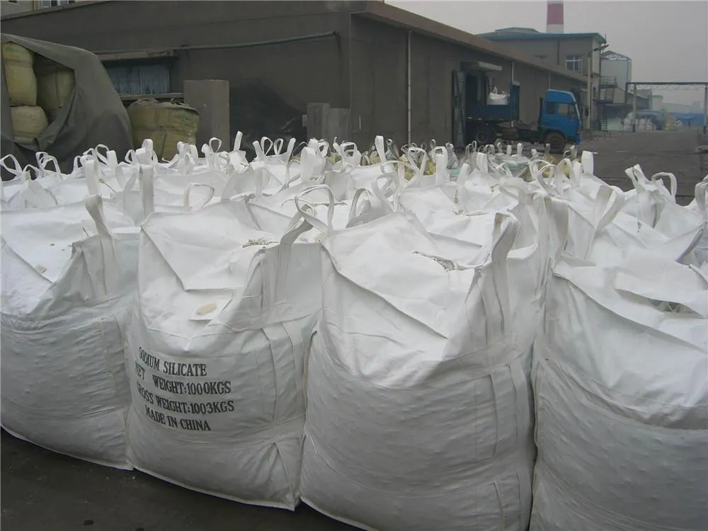 High Quality Water Glass Molar Ratio 2.0-3.5 / Sodium Silicate Solid 99% Na2sio3