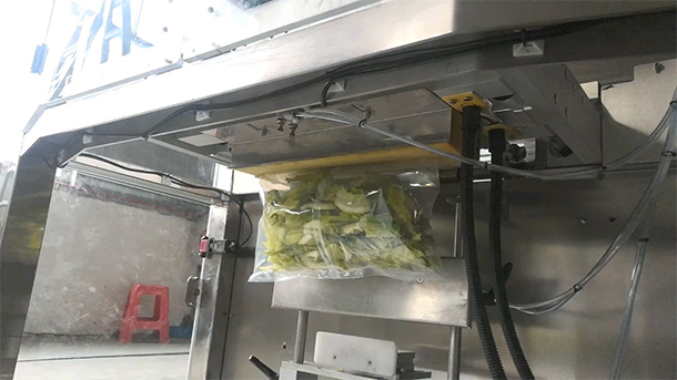  Tshuab ntim khoom ntsug