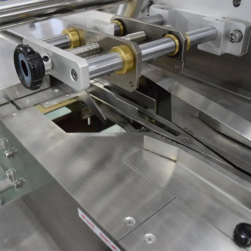 OEM & ODM mini flow pack machine Price List | Smart Weigh 4