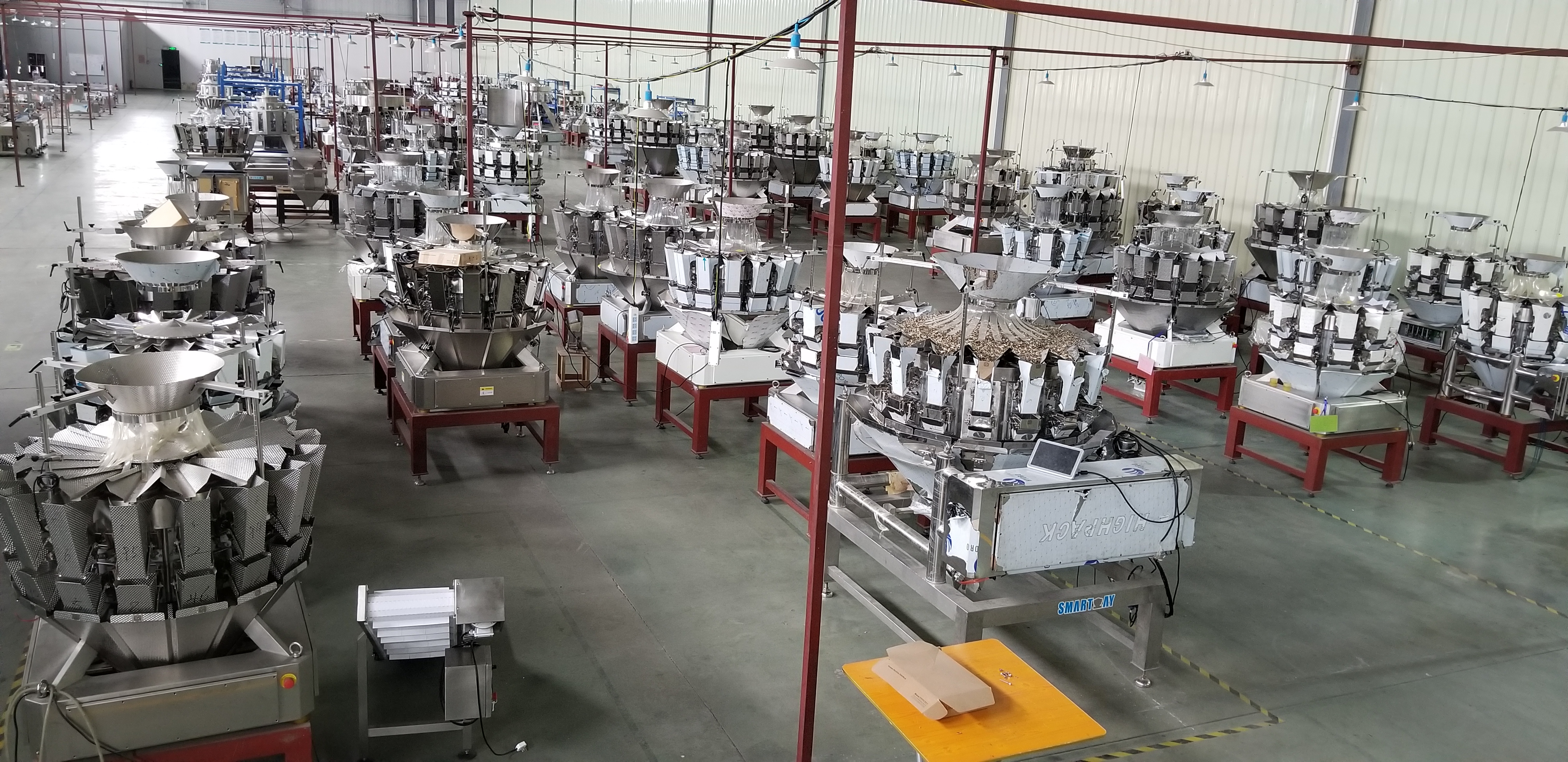 Fëllung vu Pistazien-Erdnuss-Mandelnëss-Verpackungsmaschinn mat 14 Kappgewicht fir Filbert 13