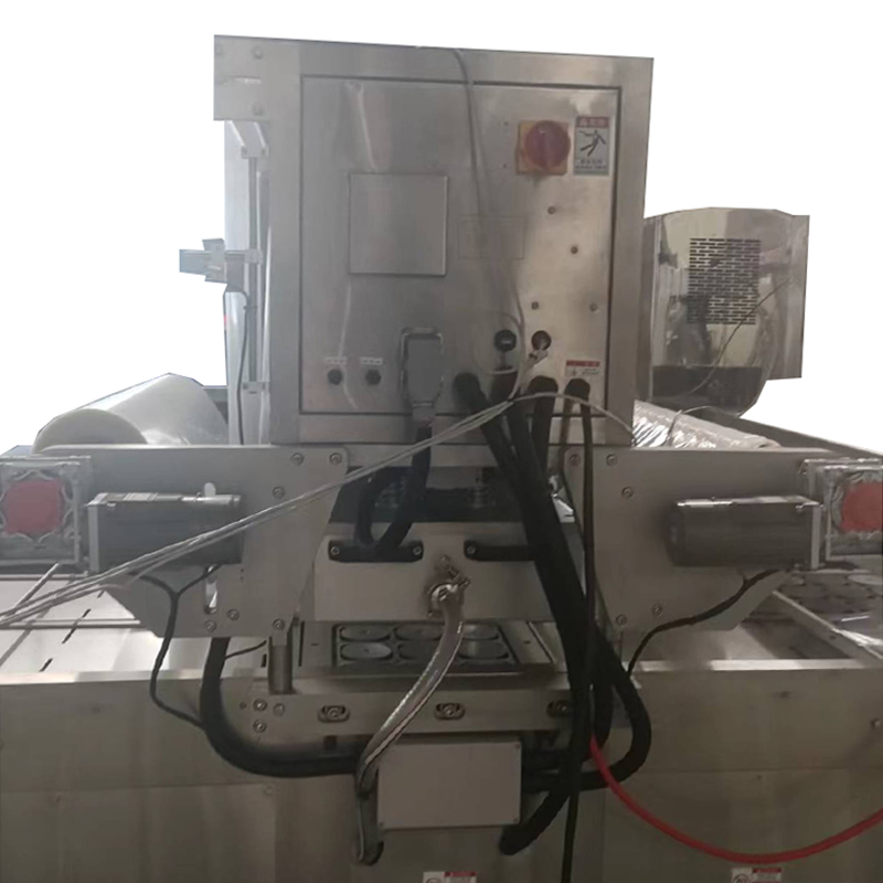 How can the weighing and tray packing of fast food be resolved? 7