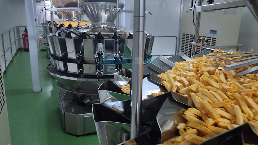 Extruded Snack Packing Machine System 1