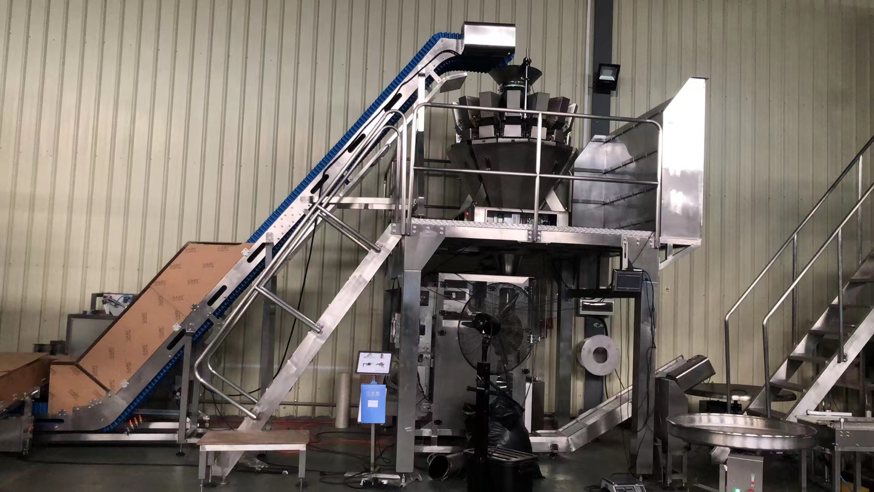 What is the solution to vegetable salad packaging and weighing? 1