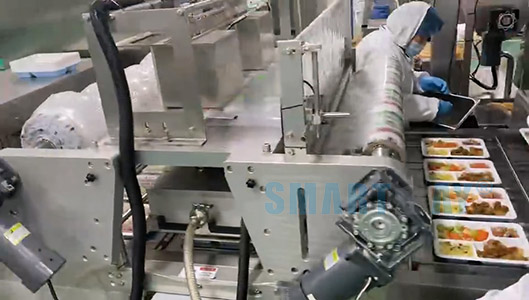 トレイシール機