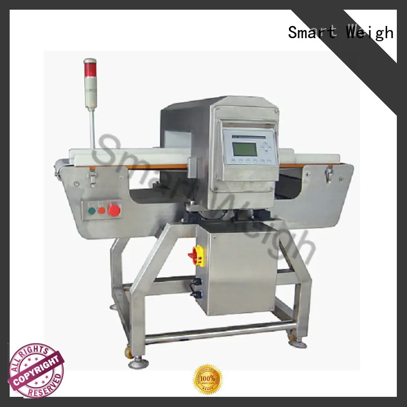 Smart Weigh SW-D300 Metal Detector On Conveyor Belt1 1