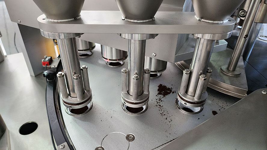 咖啡K杯灌裝封口包裝機 13