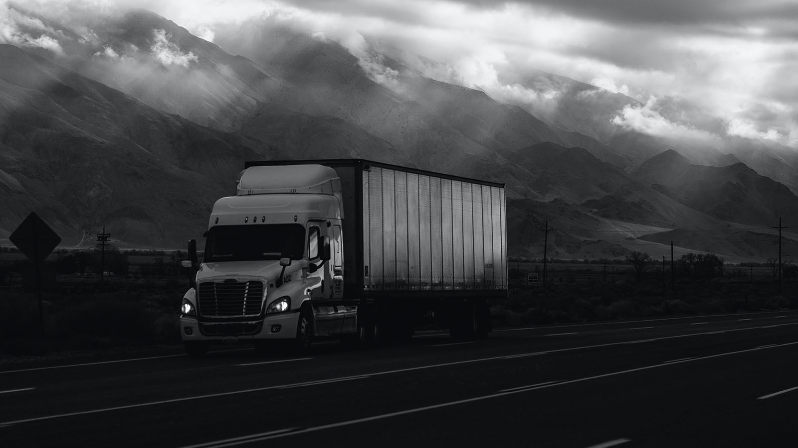 Quality after market heavy duty truck molded rubber parts Manufacturer | PASSIONHOSE 18