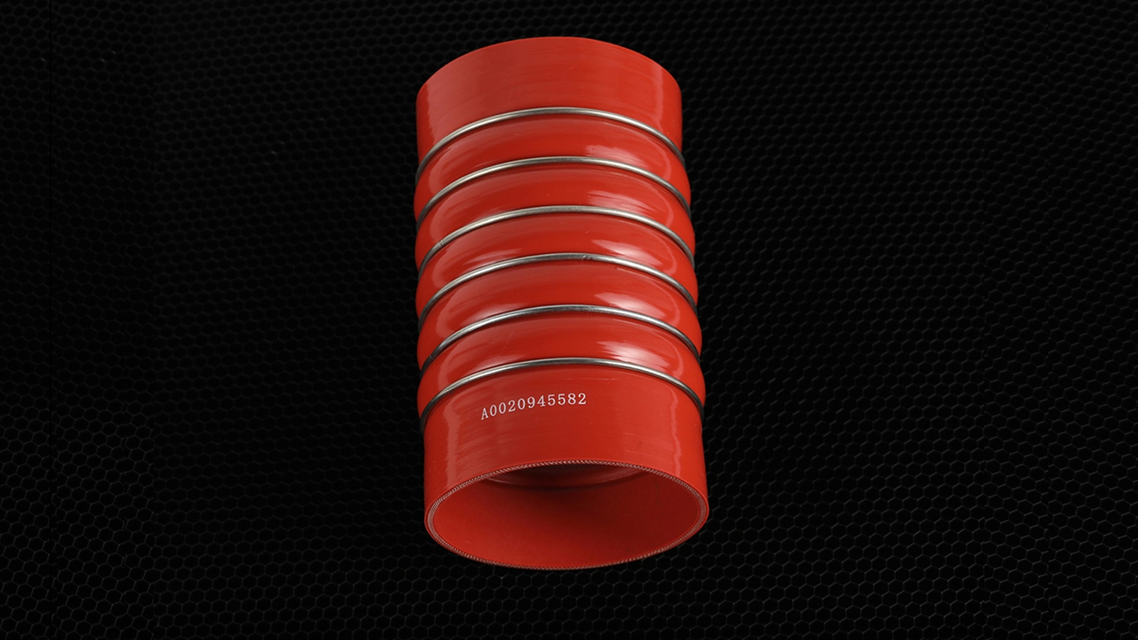 BENZ OEM A0020945582 Straight Hump Heavy Duty Silicone Hose Flexible Truck Radiator Hose 1