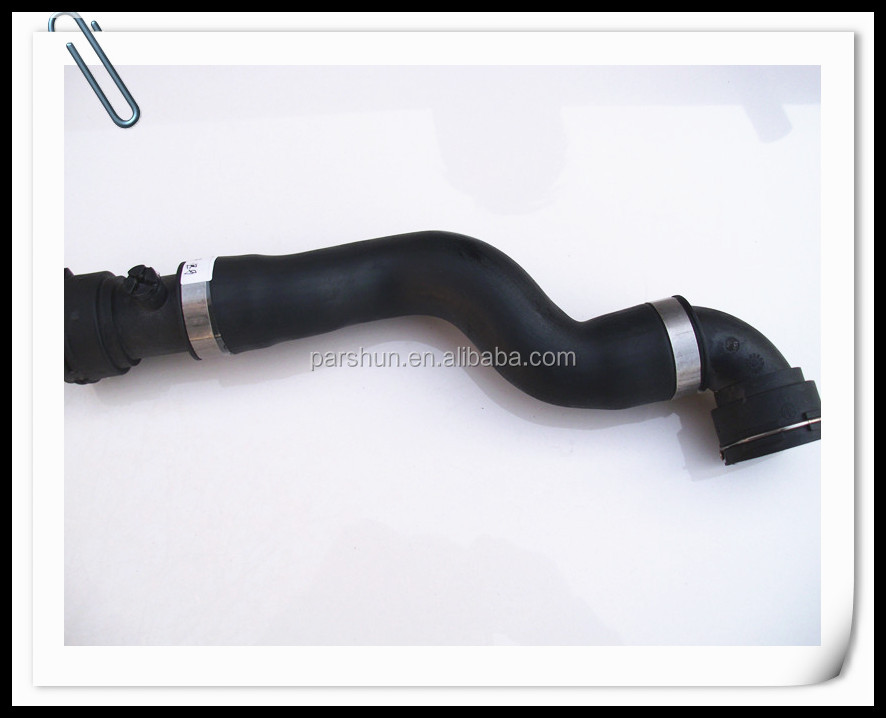 OEM 17127510952 Black Automotive EPDM Rubber Tube Car Engine Air Hose