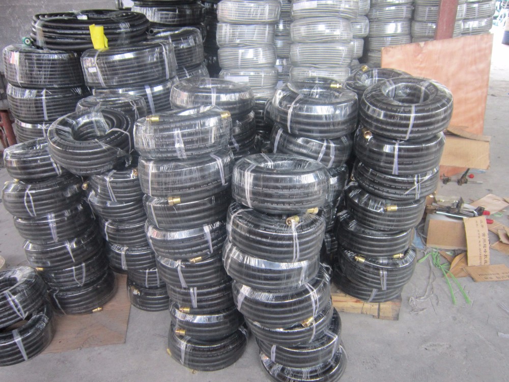 3/4" Inch Rubber Garden Water Hose with Male and Female Connectors