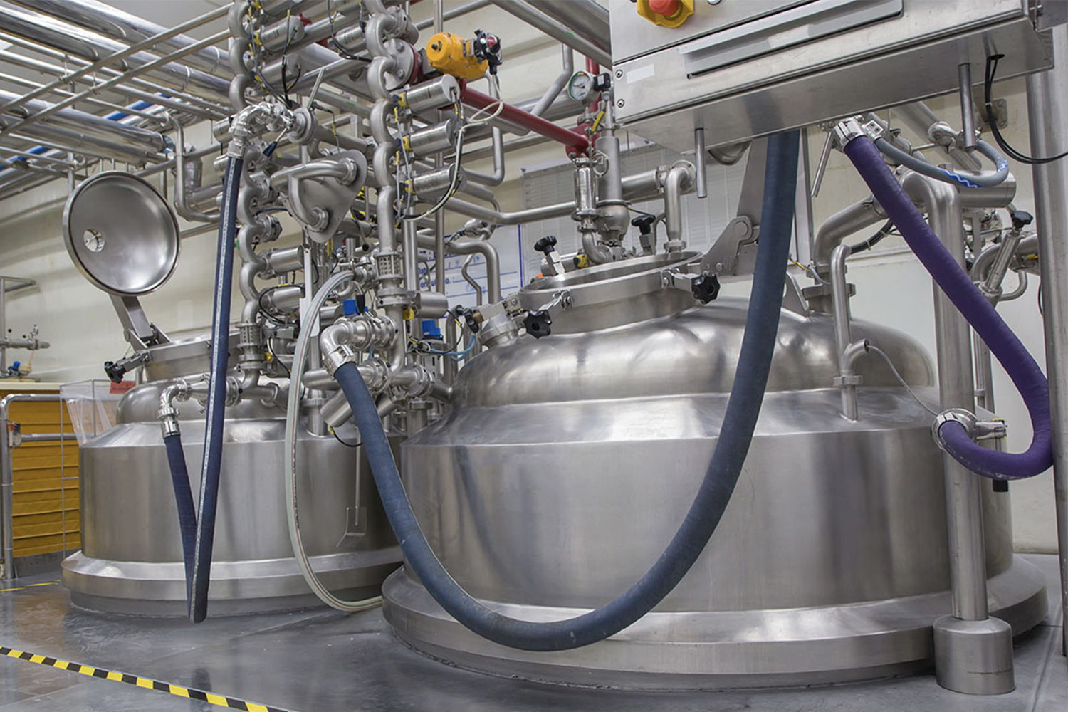 Exploring the Versatility And Applications of EPDM Hoses | PASSIONHOSE 1