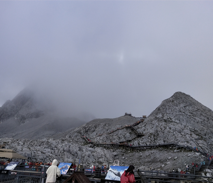 September, Some Treasured Moments in Yunan | PASSIONHOSE 1