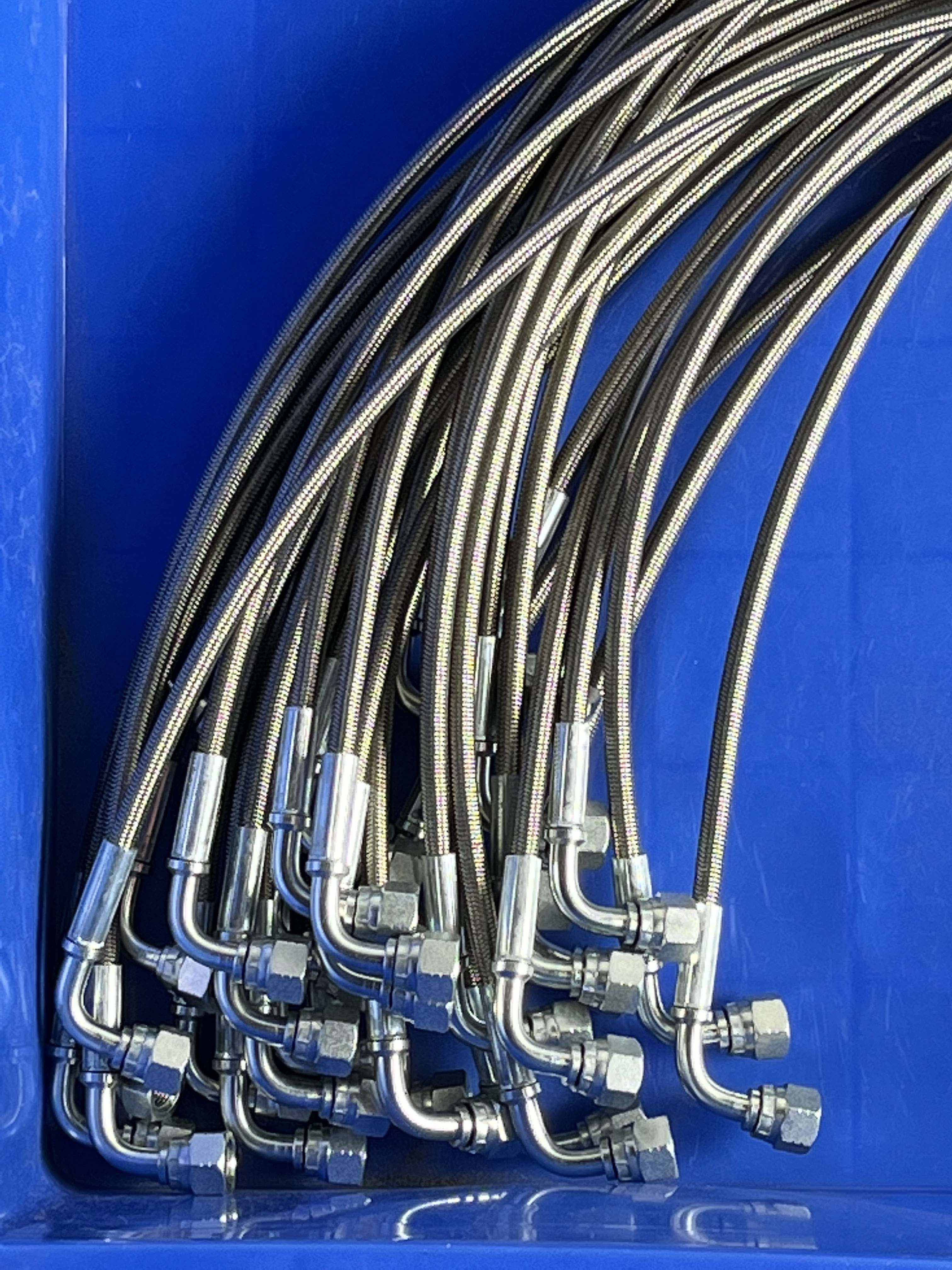 Custom PTFE Hose Assemblies 4