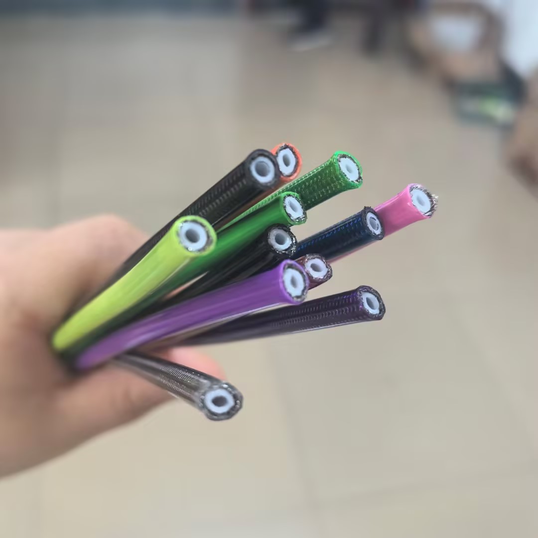 Ống PTFE trong ngành công nghiệp hóa chất: Đảm bảo an toàn và độ tin cậy 2